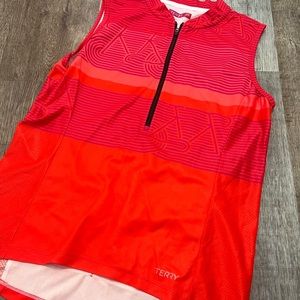 Terry Womens Medium Red Sleeveless Shirt